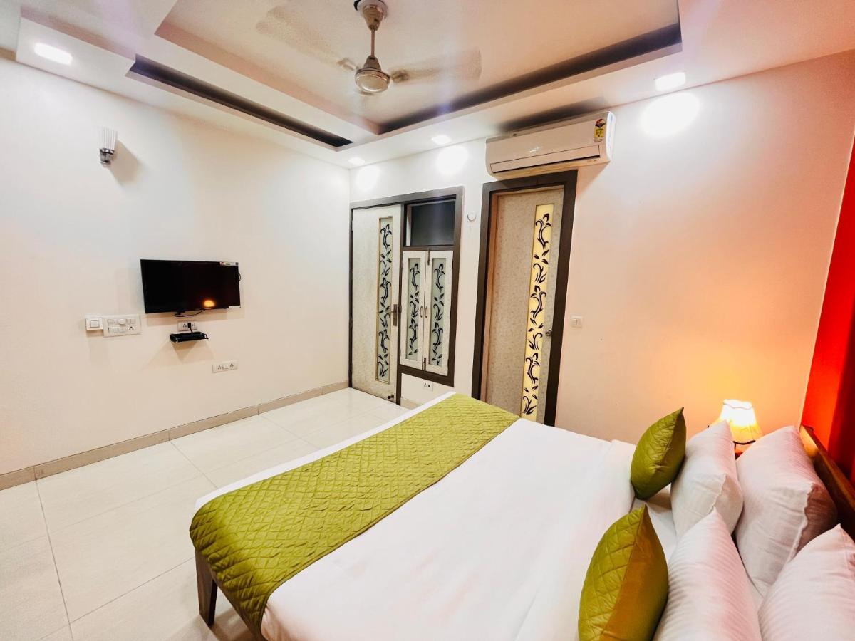 Hotel Park Pride Pitampura New Delhi, Couple Friendly Exterior foto